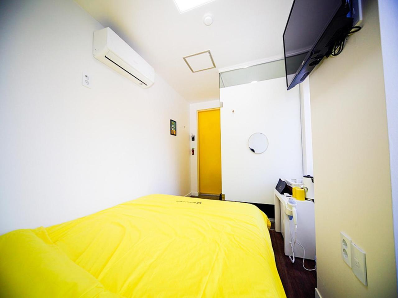 24 Guesthouse Seoul City Hall Номер фото